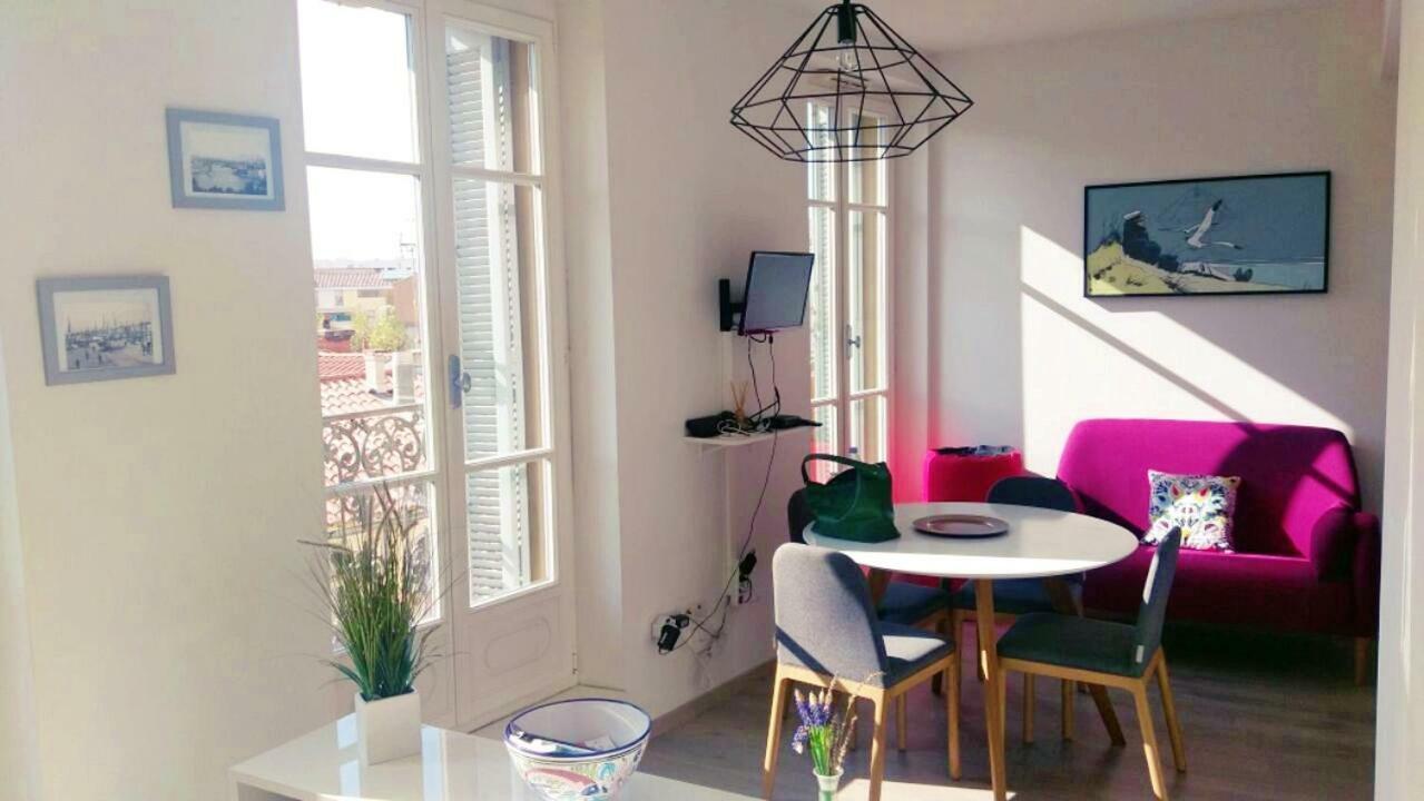 Grand Studio Au Pied Du Panier Apartamento Marselha Exterior foto