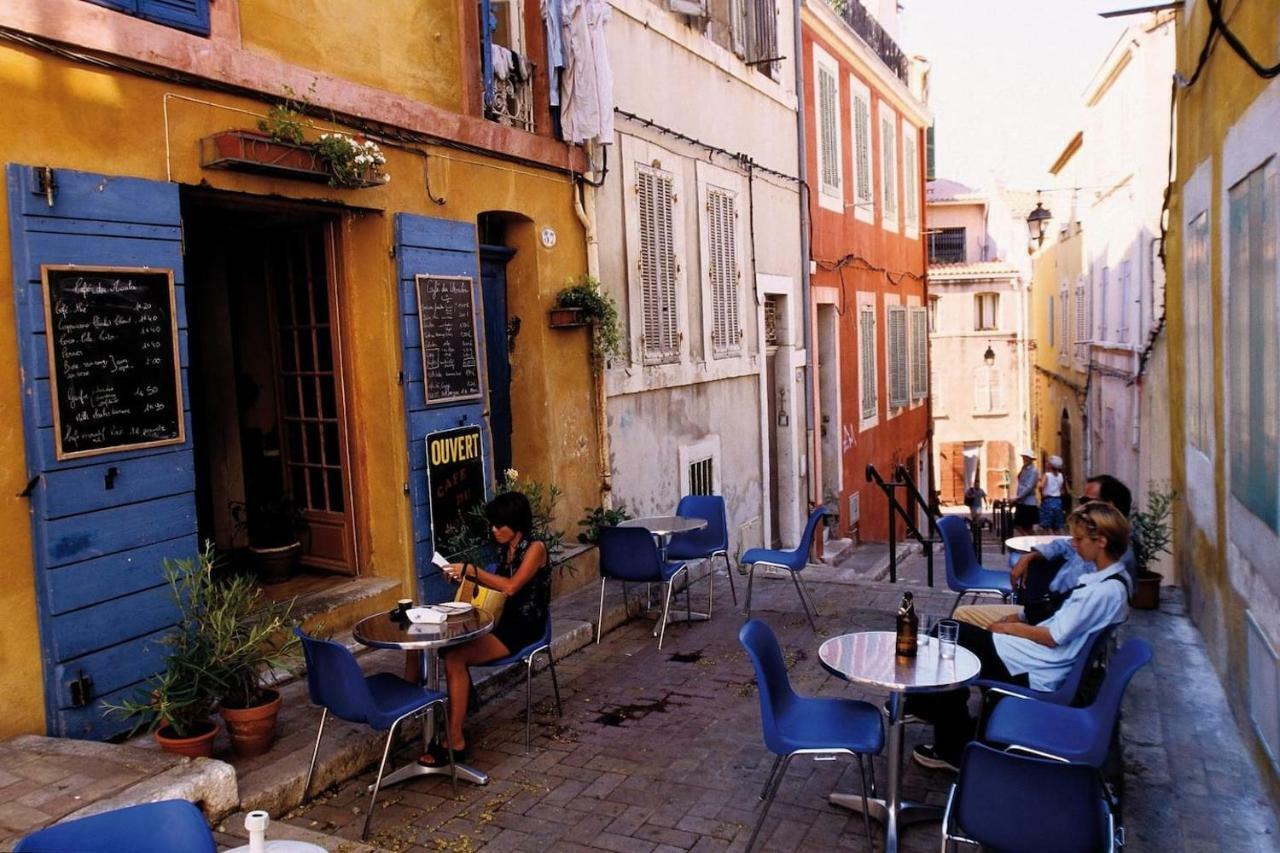 Grand Studio Au Pied Du Panier Apartamento Marselha Exterior foto